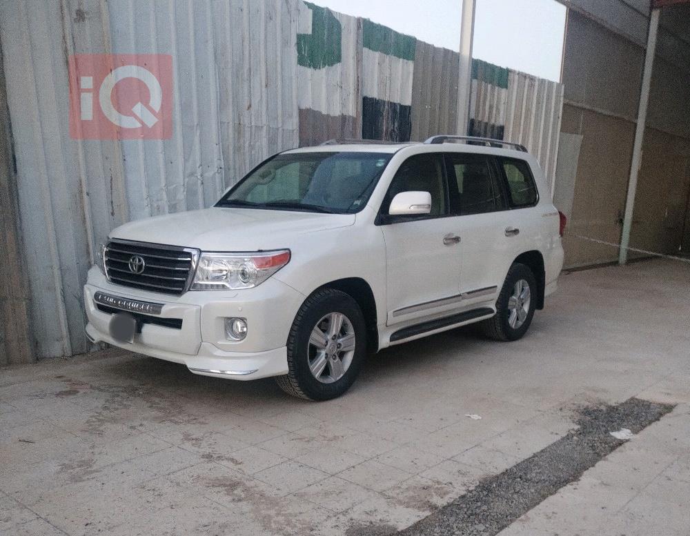 تويوتا لاندكروزر